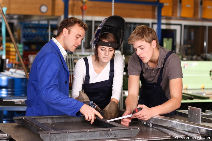Jeunes apprentis Jeunes apprentis