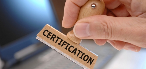 Tampon encreur avec le terme "certification"